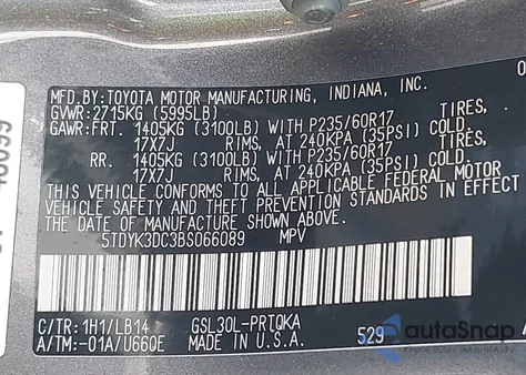 2011 Toyota Sienna Xle V6 z USA, uszkodzony, nr VIN 5TDYK3DC3BS066089
